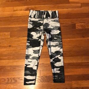Women terez small camo Capri leggings